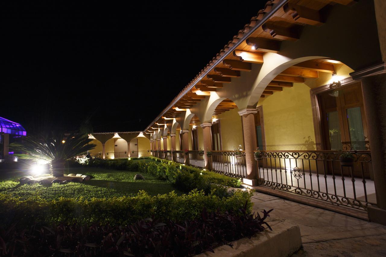 Quinta Sauz Hotel Tacambaro de Codallos Exterior photo